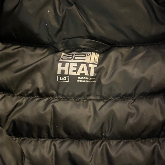 32 Degrees Women's Black Puffer Jacket - Picture 2 of 4